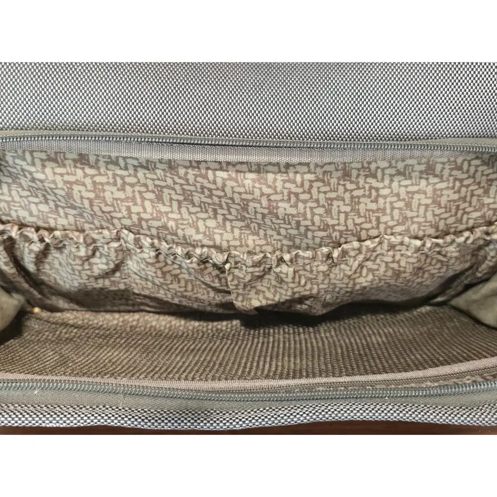 Tommy Bahama Essentials Travel Carry On Overnight Green Canvas Duffle Bag